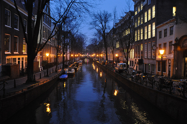 Image-perfect moments: The Amsterdam canals at night time Image-perfect moments: The Amsterdam canals at night time